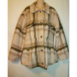 American Eagle Womens Tan Faux Fur Plaid Oversized Shirt Jacket Size XL  D162
